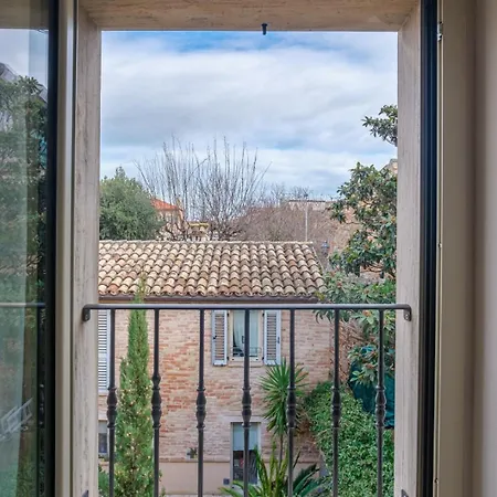 La Casa Di Vina * Fermo