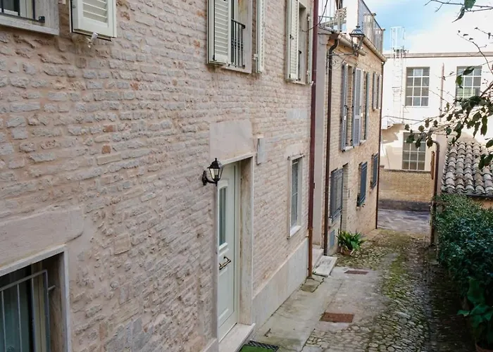 La Casa Di Vina Holiday home Fermo